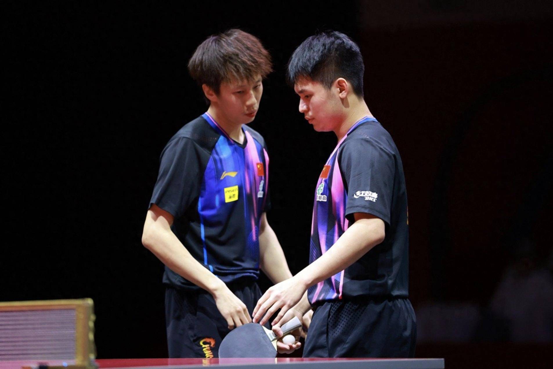 奥地利队鏖战法国队，林高远惊艳四座